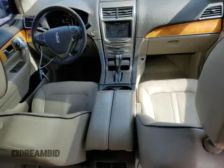 2012 Lincoln MKX z VIN 2LMDJ8JKXCBL19759, wystawiony jako Copart lot #58510945 z przebiegiem 168 027 mil mil oraz Szkoda całkowita • Salvage title. Historia ofert i sprzedaży dostępna na DreamBid. Obrazek 8.