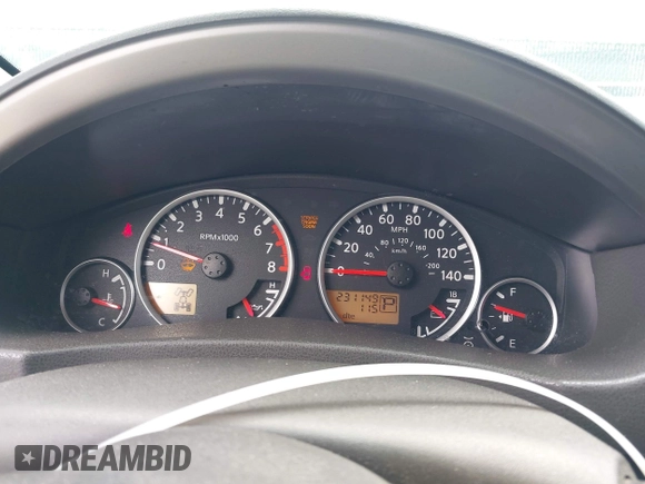 2005 Nissan Pathfinder SE z VIN 5N1AR18W25C701343, wystawiony jako IAAI lot #42209613 z przebiegiem 231 149 mil mil oraz . Historia ofert i sprzedaży dostępna na DreamBid. Obrazek 7.