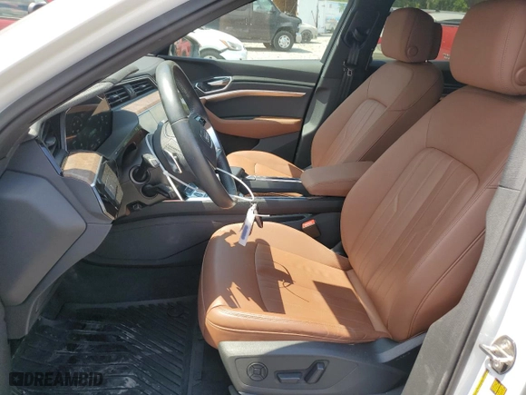 2021 Audi e-tron Premium with VIN WA1AAAGE5MB010441, listed as a Copart auction lot 56303714 with 30,441 mi miles. Bid and sale history available at carsss.com. Image 7.