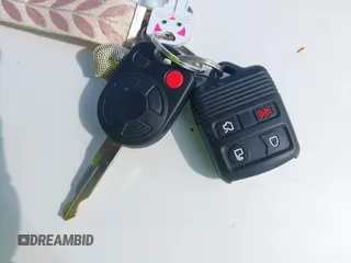 2010 Ford Fusion SE с VIN 3FAHP0HAXAR393816, выставлен на аукционе IAAI как лот 42295950 с пробегом Не указан миль и . История ставок и продаж доступна на DreamBid. Изображение 11.