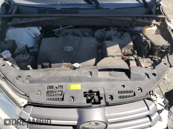 2018 Toyota Highlander SE with VIN 5TDKZRFH9JS528795, listed as a Copart auction lot 54453665 with 114,004 mi miles and Salvage title. Bid and sale history available at DreamBid. Image 12.