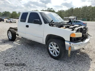 2000 GMC Sierra 1500 SLE with VIN 1GTEK19T6YZ288911, listed as a Copart auction lot 53538215 with 211,341 mi miles and Salvage Title. Bid and sale history available at DreamBid. Image 4.
