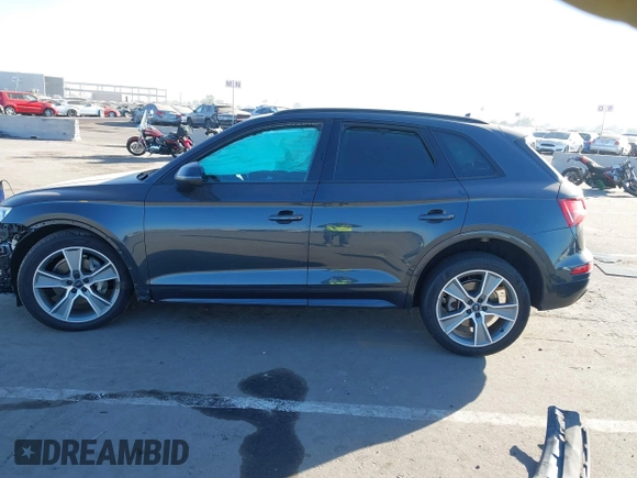 2019 Audi Q5 Premium Plus with VIN WA1BNAFYXK2035899, listed as a IAAI auction lot 41086068 with 26,529 mi miles. Bid and sale history available at carsss.com. Image 14.
