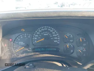 2005 Chevrolet Silverado 1500 Z71 z VIN 1GCEK19Z15Z309289, wystawiony jako IAAI lot #41884986 z przebiegiem 230 941 mil mil oraz . Historia ofert i sprzedaży dostępna na DreamBid. Obrazek 7.