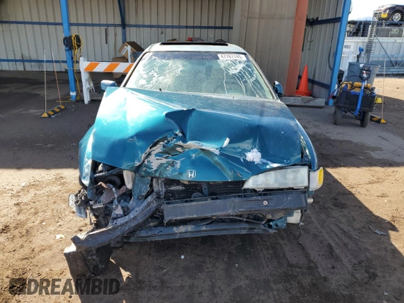 1995 Honda Accord LX with VIN 1HGCD5639SA060941, listed as a Copart auction lot 47767745 with 247,337 mi miles and Salvage Title. Bid and sale history available at DreamBid. Image 5.