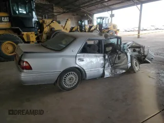 1997 Toyota Crown z VIN JZS1510058113, wystawiony jako Copart lot #84561364 z przebiegiem 71 242 mil mil oraz Szkoda całkowita • Salvage title. Historia ofert i sprzedaży dostępna na DreamBid. Obrazek 3.