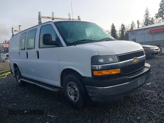 2018 Chevrolet Express Cargo Van with VIN 1GCWGAFG4J1904400, listed as a IAAI auction lot 41754700 with 119,196 mi miles. Bid and sale history available at carsss.com. Image 1.