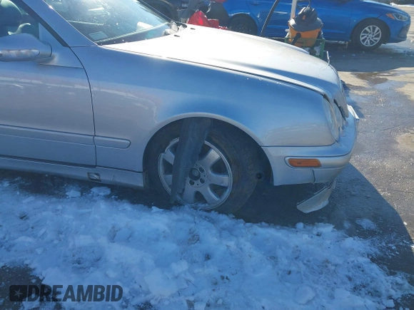 2002 Mercedes-Benz CLK 320/430 with VIN WDBLK65G82T102405, listed as a IAAI auction lot 41225601 with 63,800 mi miles and . Bid and sale history available at DreamBid. Image 17.