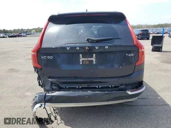 2018 Volvo XC90 Inscription z VIN YV4A22PL5J1324452, wystawiony jako Copart lot #53715215 z przebiegiem 46 883 mil mil oraz Szkoda całkowita • Salvage title. Historia ofert i sprzedaży dostępna na DreamBid. Obrazek 6.
