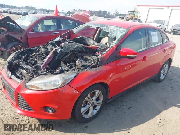 2014 Ford Focus SE with VIN 1FADP3F28EL353220, listed as a IAAI auction lot 41675973 with 1 mi miles. Bid and sale history available at carsss.com. Image 18.