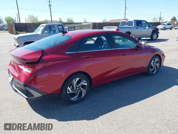 2025 Hyundai Elantra SEL Convenience with VIN KMHLS4DG0SU861661, listed as a IAAI auction lot 42178392 with 20,518 mi miles and . Bid and sale history available at DreamBid. Image 4.