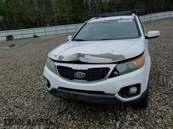 2011 Kia Sorento EX z VIN 5XYKU4A27BG136191, wystawiony jako Copart lot #52979995 z przebiegiem 209 280 mil mil oraz Szkoda całkowita • Salvage title. Historia ofert i sprzedaży dostępna na DreamBid. Obrazek 12.