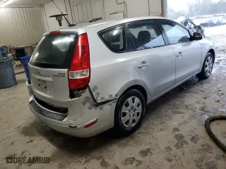 2011 Hyundai Elantra Touring GLS with VIN KMHDB8AE6BU097622, listed as a Copart auction lot 73031634 with 100,697 mi miles and Salvage Title. Bid and sale history available at carsss.com. Image 3.