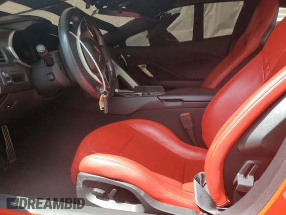 2019 Chevrolet Corvette 1LT с VIN 1G1YB2D74K5109933, выставлен на аукционе Copart как лот 64104535 с пробегом 21 625 миль миль и Списание • Salvage title. История ставок и продаж доступна на DreamBid. Изображение 7.