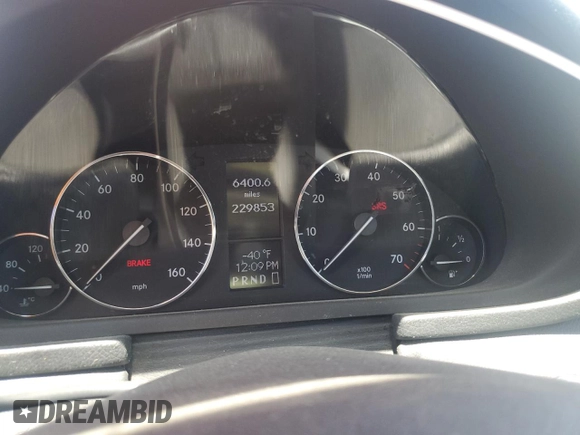 2005 Mercedes-Benz C 230 Kompressor with VIN WDBRF40JX5F617026, listed as a Copart auction lot 57532675 with 229,853 mi miles and Clean title. Bid and sale history available at DreamBid. Image 9.