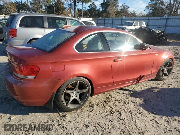 2009 BMW 1 Series 128i with VIN WBAUP73569VF09958, listed as a Copart auction lot 82096444 with 122,379 mi miles and Clean Title. Bid and sale history available at carsss.com. Image 3.