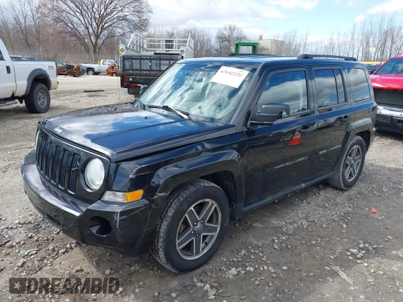 2008 Jeep Patriot Sport with VIN 1J8FF28WX8D775464, listed as a IAAI auction lot 42042232 with 158,428 mi miles and . Bid and sale history available at carsss.com. Image 2.
