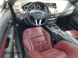 2015 Mercedes-Benz E 400 with VIN WDDKK6FF6FF305581, listed as a Copart auction lot 52560355 with 59,387 mi miles and Clean title. Bid and sale history available at DreamBid. Image 8.