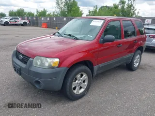 2005 Ford Escape XLT с VIN 1FMCU93185KB25796, выставлен на аукционе IAAI как лот 42374603 с пробегом 248 276 миль миль и . История ставок и продаж доступна на DreamBid. Изображение 2.