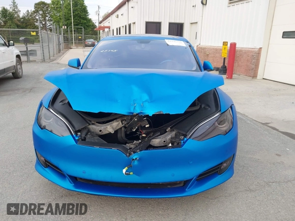 2013 Tesla Model S Performance with VIN 5YJSA1DP5DFP25345, listed as a IAAI auction lot 42288379 with 165,915 mi miles and . Bid and sale history available at DreamBid. Image 12.
