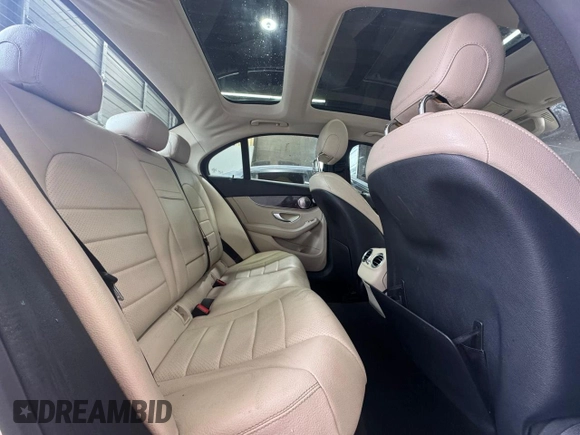 2015 Mercedes-Benz C 300 Luxury with VIN 55SWF4KB0FU020322, listed as a Copart auction lot 65088655 with 145,456 mi miles and Clean title. Bid and sale history available at DreamBid. Image 6.