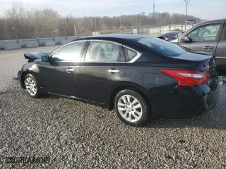 2018 Nissan Altima 2.5 SL with VIN 1N4AL3AP3JC478427, listed as a Copart auction lot 48869775 with 129,620 mi miles and Salvage Title. Bid and sale history available at carsss.com. Image 2.
