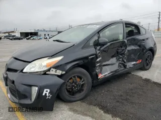 2015 Toyota Prius Four with VIN JTDKN3DU6F0473046, listed as a Copart auction lot 55992865 with 277,198 mi miles and Salvage title. Bid and sale history available at DreamBid. Image 1.