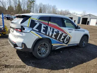 2023 BMW X1 xDrive28i z VIN WBX73EF08P5W93989, wystawiony jako Copart lot #51794235 z przebiegiem 43 271 mil mil oraz Czysty tytuł • Clean title. Historia ofert i sprzedaży dostępna na DreamBid. Obrazek 3.