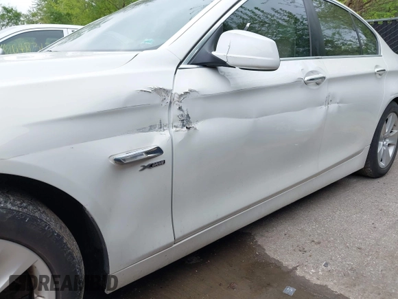 2012 BMW 5 Series 528i xDrive with VIN WBAXH5C58CDW11514, listed as a IAAI auction lot 42131076 with 146,788 mi miles. Bid and sale history available at carsss.com. Image 13.