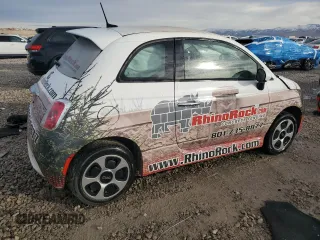 2016 FIAT 500e with VIN 3C3CFFGE0GT180310, listed as a Copart auction lot 87193504 with 43,999 mi miles and Salvage Title. Bid and sale history available at carsss.com. Image 3.