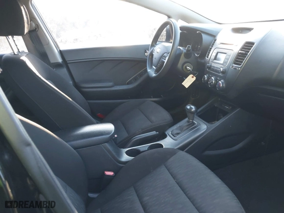 2016 Kia Forte LX with VIN KNAFK4A61G5612006, listed as a IAAI auction lot 41772530 with 86,647 mi miles. Bid and sale history available at carsss.com. Image 5.