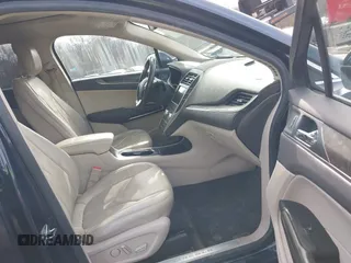 2017 Lincoln MKC Reserve z VIN 5LMTJ3DH0HUL70096, wystawiony jako IAAI lot #41621892 z przebiegiem 115 071 mil mil oraz . Historia ofert i sprzedaży dostępna na DreamBid. Obrazek 5.