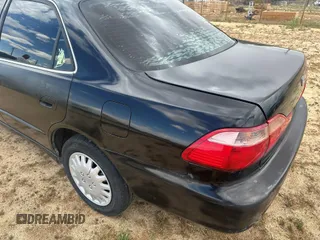 1998 Honda Accord LX с VIN 1HGCG5641WA250965, выставлен на аукционе IAAI как лот 42197053 с пробегом 294 770 миль миль и . История ставок и продаж доступна на DreamBid. Изображение 3.