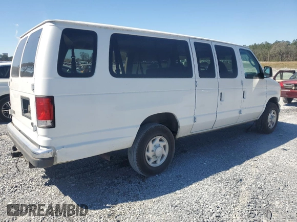 2003 Ford Econoline Passenger XL с VIN 1FBSS31L13HB49492, выставлен на аукционе Copart как лот 49438185 с пробегом 186 651 миль миль и Списание • Salvage title. История ставок и продаж доступна на DreamBid. Изображение 3.