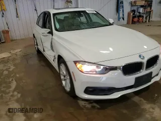 2016 BMW 3 Series 320i xDrive z VIN WBA8A3C59GK551242, wystawiony jako Copart lot #56939365 z przebiegiem 146 326 mil mil oraz Szkoda całkowita • Salvage title. Historia ofert i sprzedaży dostępna na DreamBid. Obrazek 13.