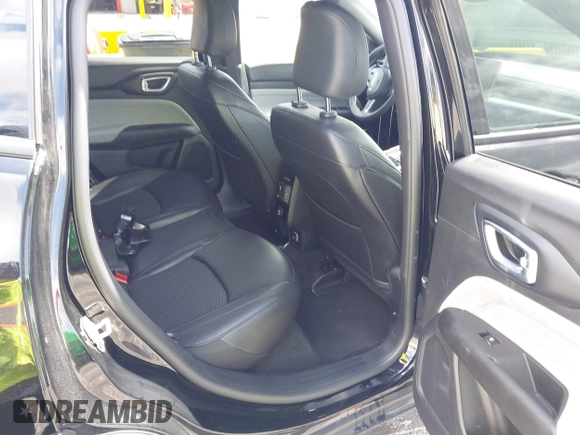 2024 Jeep Compass Latitude with VIN 3C4NJDBN5RT154383, listed as a IAAI auction lot 41938003 with 18,883 mi miles and . Bid and sale history available at DreamBid. Image 8.
