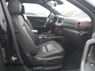 2020 Chevrolet Blazer RS z VIN 3GNKBERS4LS647266, wystawiony jako IAAI lot #41830369 z przebiegiem 79 098 mil mil oraz . Historia ofert i sprzedaży dostępna na DreamBid. Obrazek 5.