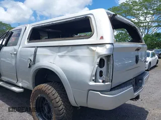 2018 Ram 2500 Laramie with VIN 3C6UR5FL3JG301310, listed as a IAAI auction lot 42239570 with 189,853 mi miles and . Bid and sale history available at DreamBid. Image 18.