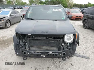2020 Jeep Renegade Sport with VIN ZACNJBAB3LPL75309, listed as a Copart auction lot 53529085 with 39,243 mi miles and Salvage title. Bid and sale history available at DreamBid. Image 5.