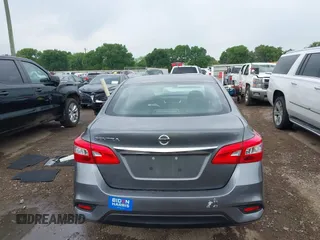 2018 Nissan Sentra S with VIN 3N1AB7AP7JY203304, listed as a IAAI auction lot 41933570 with 70,371 mi miles. Bid and sale history available at carsss.com. Image 17.
