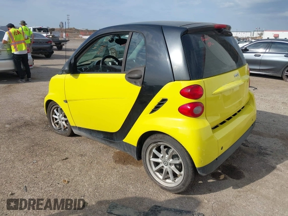 2008 Smart fortwo Pure with VIN WMEEJ31X38K201375, listed as a IAAI auction lot 41815885 with 122,100 mi miles and . Bid and sale history available at DreamBid. Image 3.