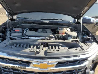 2024 Chevrolet Silverado 1500 LT with VIN 1GCPDKEK2RZ118469, listed as a Copart auction lot 49227775 with 18,424 mi miles and Clean Title. Bid and sale history available at DreamBid. Image 11.