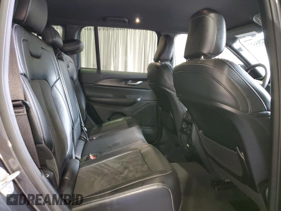 2023 Jeep Grand Cherokee Altitude z VIN 1C4RJHAG9PC621597, wystawiony jako Copart lot #61425335 z przebiegiem 50 644 mil mil oraz Czysty tytuł • Clean title. Historia ofert i sprzedaży dostępna na DreamBid. Obrazek 11.