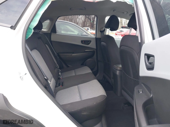 2021 Hyundai Kona SEL with VIN KM8K22AA8MU602483, listed as a IAAI auction lot 41450400 with 34,628 mi miles. Bid and sale history available at carsss.com. Image 8.