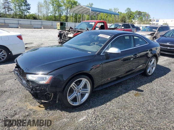 2013 Audi S5 Premium Plus z VIN WAUCGAFR9DA072333, wystawiony jako Copart lot #52489985 z przebiegiem 104 663 mil mil oraz Szkody całkowita. Historia ofert i sprzedaży dostępna na DreamBid. Obrazek 1.