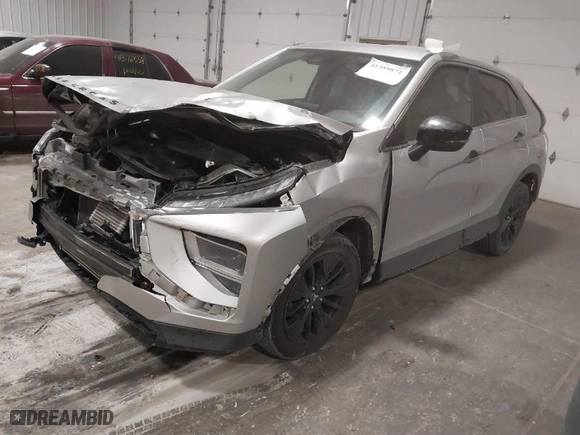 2022 Mitsubishi Eclipse Cross LE with VIN JA4ATVAA1NZ002479, listed as a IAAI auction lot 41359871 with 22,701 mi miles. Bid and sale history available at carsss.com. Image 2.