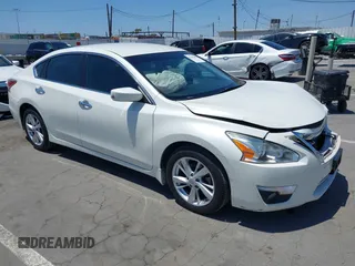 2015 Nissan Altima SL z VIN 1N4AL3AP9FC572965, wystawiony jako IAAI lot #42306647 z przebiegiem 71 607 mil mil oraz . Historia ofert i sprzedaży dostępna na DreamBid. Obrazek 1.