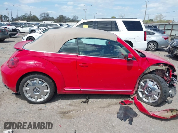 2015 Volkswagen Beetle 1.8T w/Tech with VIN 3VW517AT4FM803238, listed as a IAAI auction lot 41812373 with 42,369 mi miles and . Bid and sale history available at DreamBid. Image 13.