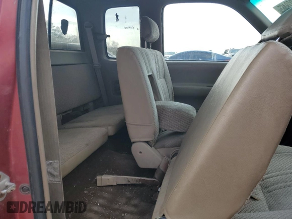 1996 Toyota T100 DX with VIN JT4TN12D0T0021827, listed as a Copart auction lot 44328465 with 253,582 mi miles and Salvage Title. Bid and sale history available at carsss.com. Image 10.