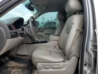2014 GMC Yukon XL SLT with VIN 1GKS1KE03ER234487, listed as a Copart auction lot 74897284 with 198,965 mi miles and Salvage Title. Bid and sale history available at carsss.com. Image 7.